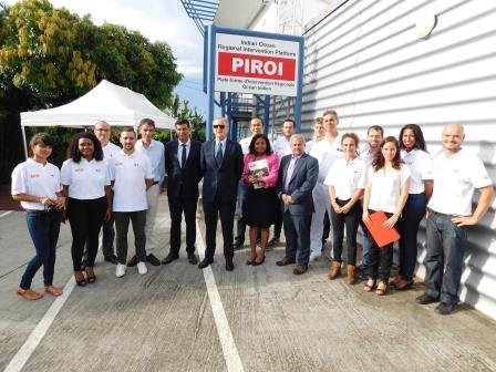 French Minister of State for Development and French-Speaking Communities with team PIROI
