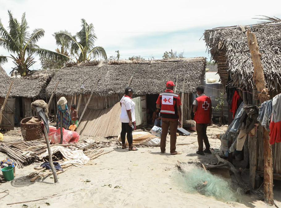 Cyclone BATSIRAI à Madagascar : la Croix-Rouge française lance un appel à dons